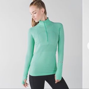 💜RARE💜 Lulu Lemon Run Swiftly 1/2 ZIP!